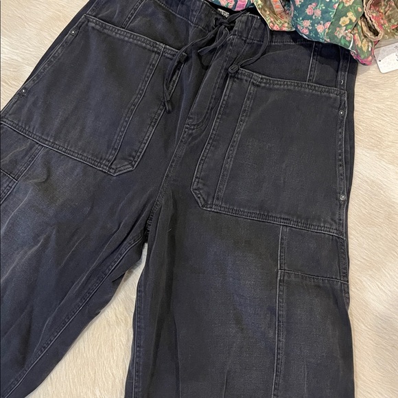 We The Free Silverton Puddle Barrel Jeans - Picture 5 of 13
